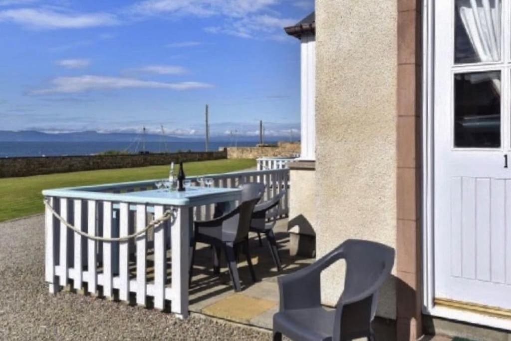 Dolphin View Cottages Portmahomack Esterno foto